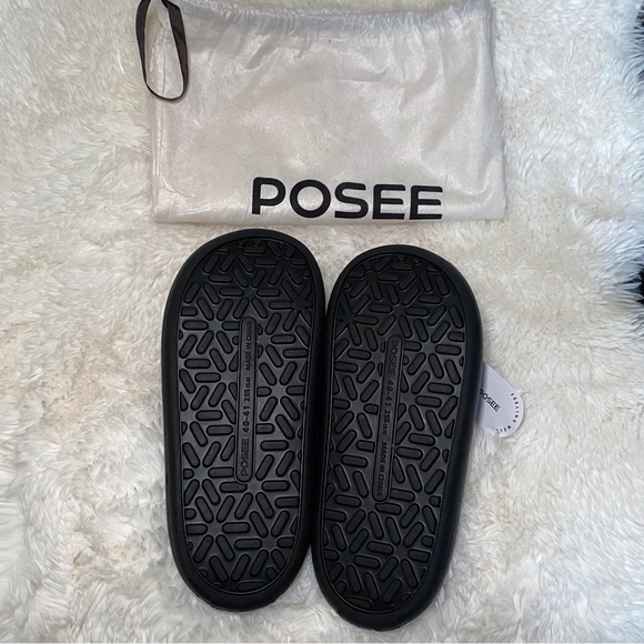 BRAND NEW POSEE Slippers w/ TAGS - Picture 4 of 4